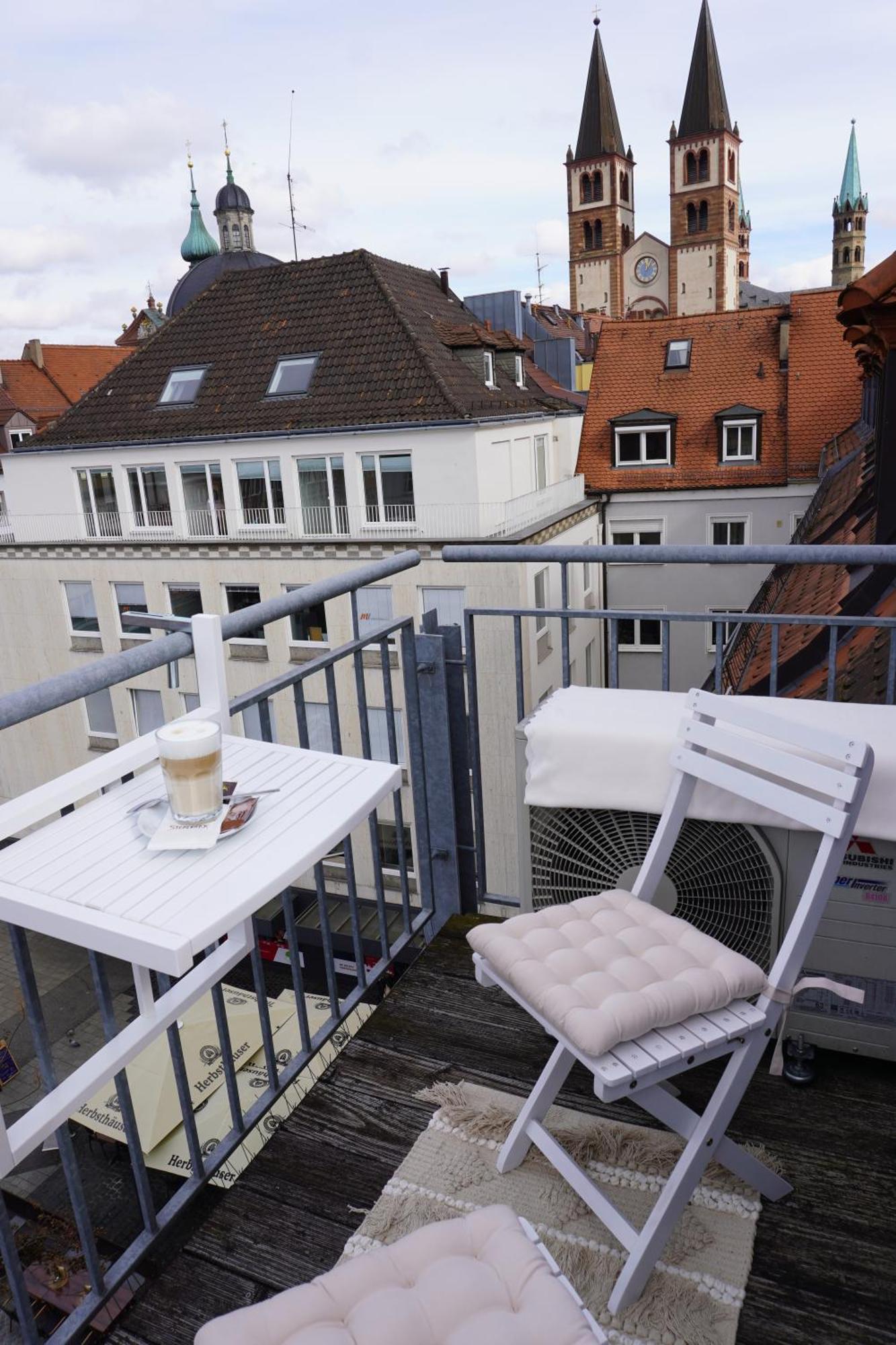 City Apartement Im Herzen Der Stadt Wurzburg Exterior photo