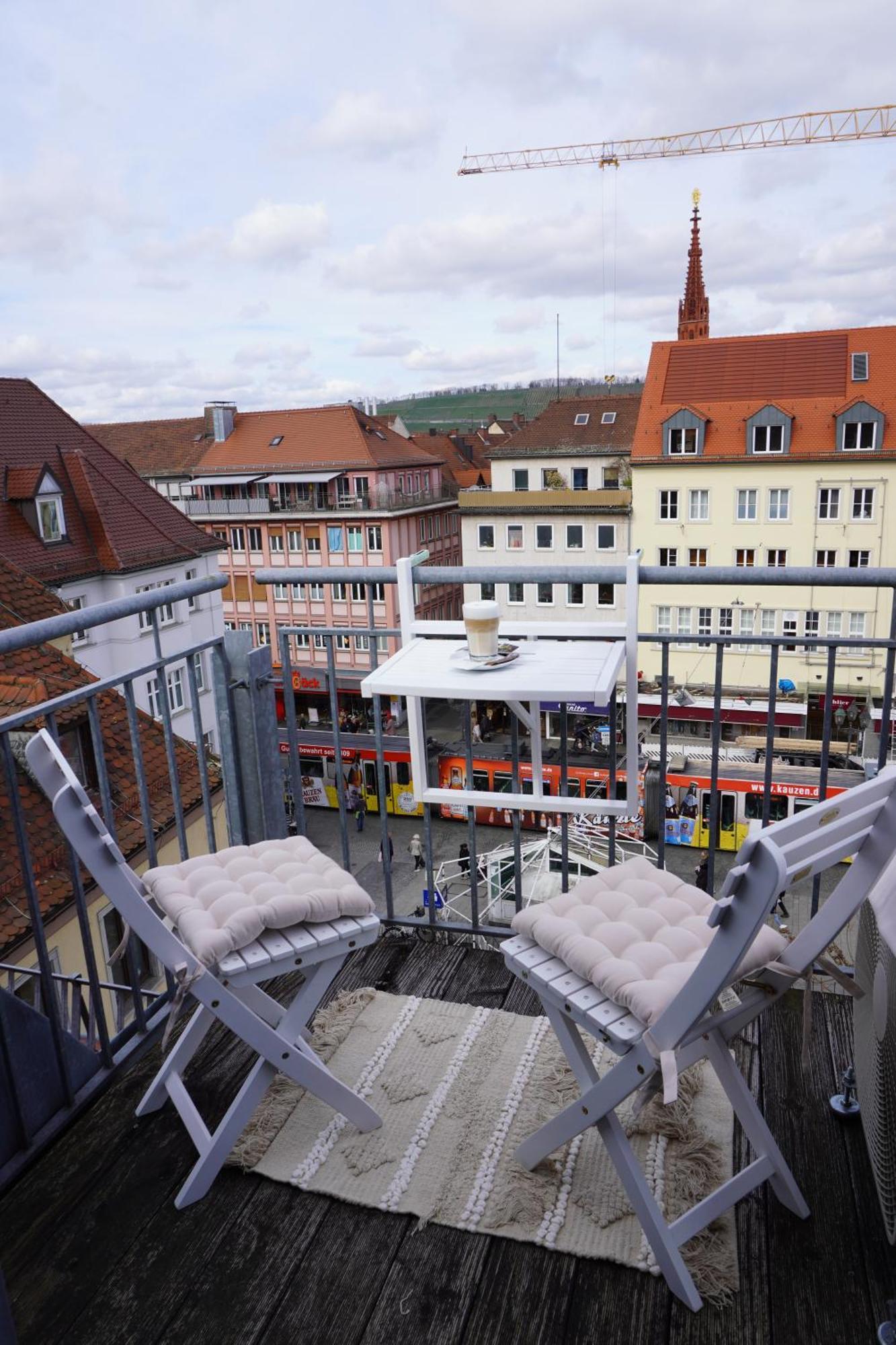City Apartement Im Herzen Der Stadt Wurzburg Exterior photo